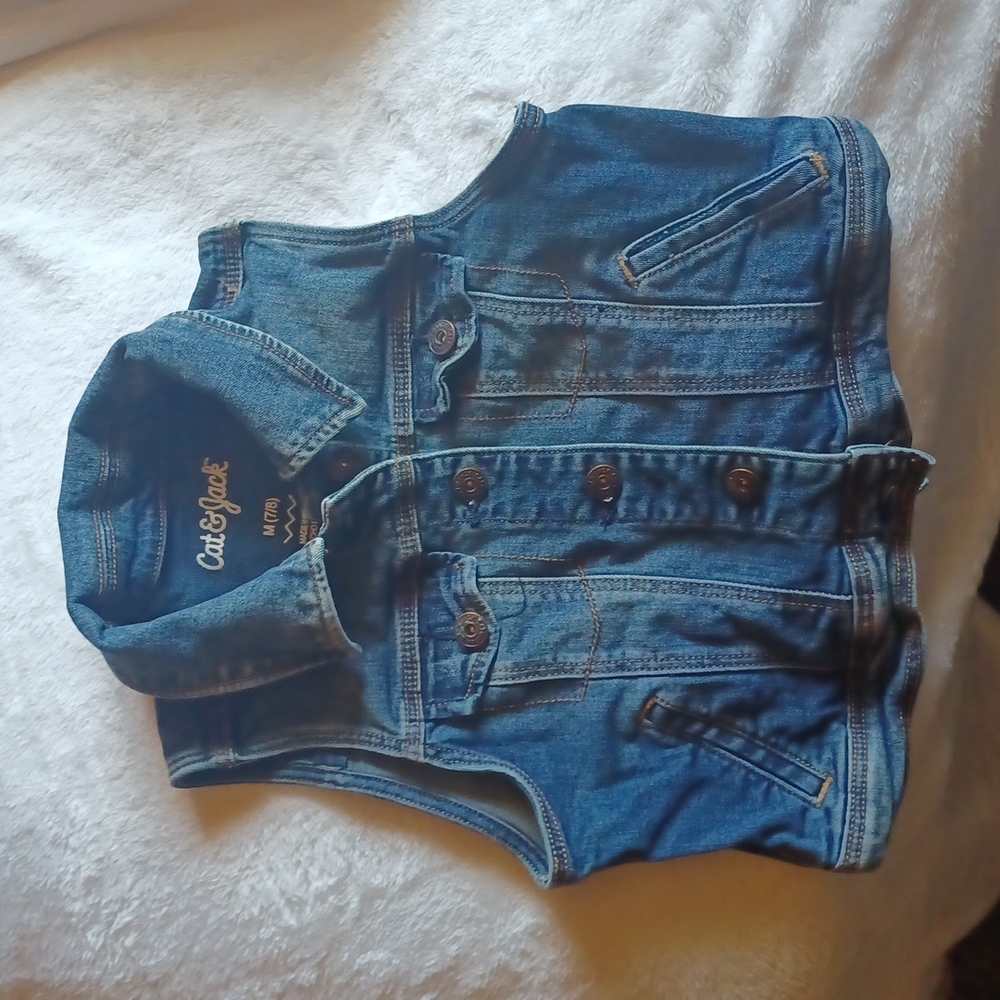 Cat and jack size 7/8 in great condition